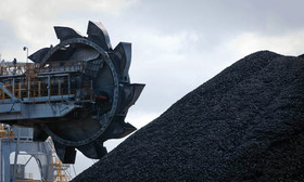 کاهش قیمت سنگ آهن به ۳۰دلار