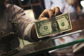 لزوم پرهیز از تاخیر در راه اندازی معاملات آتی ارز /سرمایه گذار نیازمند پوشش ریسک است