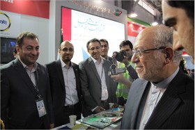 وزیر صنعت، معدن و تجارت از غرفه بورس کالا بازدید کرد