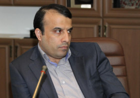 اعطای گواهینامه استاندارد آموزش به "مرکز مالی ایران"