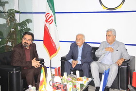 حضور  پیشکسوتان بازار سرمایه در غرفه بورس کالای ایران