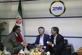 نمایشگاه بورس