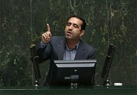 عرضه کالاهای اساسی در بورس کالا به رونق اقتصادی کمک می کند