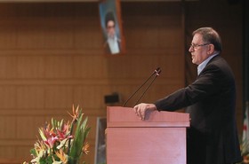 اعلام آمادگی بانک مرکزی برای همکاری با وزارت اقتصاد و بازار سرمایه