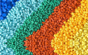 عرضه ۳۵ هزار تن انواع مواد پلیمری در بورس کالا