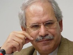 لزوم عرضه کالاهای صادراتی در بورس کالا