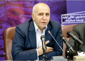 از آهن اسفنجی تا لوله و پروفیل باید در بورس کالا عرضه شود