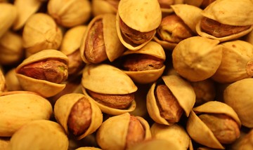 لبخند پسته دامغان هم بورسی شد