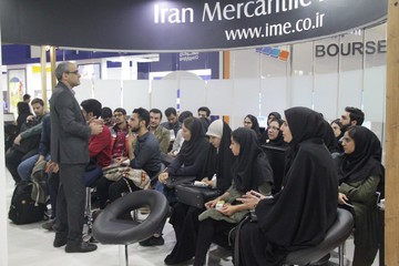 سانس ویژه کارگاه های آموزشی بورس کالا در فاینکس ۲۰۱۸