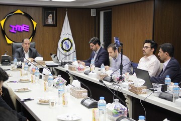 نشست بررسی قیمت های نقدی و آتی زعفران به میزبانی بورس کالا