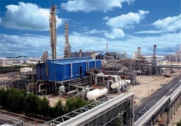 تامین مواد اولیه بخش پایین دستی پتروشیمی پس از سیل مختل نشد