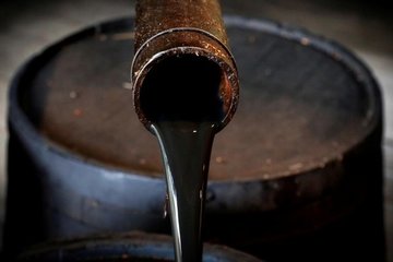 صعود نیم درصدی بهای نفت