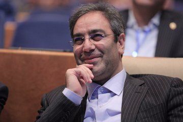 پیگیر عرضه خرما و کشمش در بورس کالا هستیم