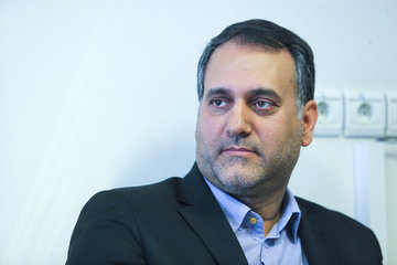 کشمش، خرما و ابریشم در راه بورس کالا