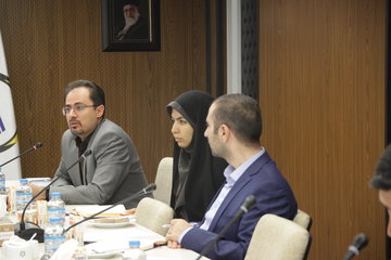 چهل و یکمین میز کالایی