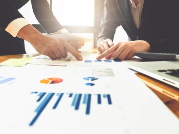 بازار داغ فروش تحلیل های کالایی/
رتبه نخست دنیا متعلق به پلاتس