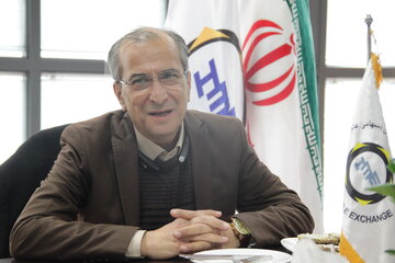 تجربه موفق بورس های کالا در کاهش تورم/تالار نقره ای می تواند میزبان خودرو و املاک باشد 