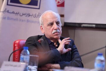 همه از قیمت‌های منطقی سهام حمایت کنند/توصیه به سهامداران خرد