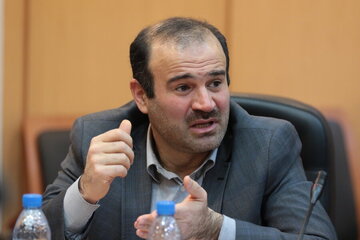 نهادهای بالادستی در فرآیندهای بازار رقابتی دخالت نکنند