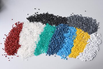 افزایش قیمت PVC و آسیب به صنایع موسیقی و خودروسازی