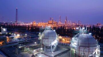 برنامه ریزی عربستان برای افزایش تخصیص نفت به تولید محصولات پتروشیمی