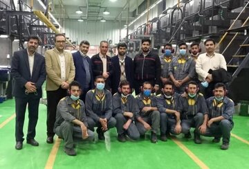 بازدید معاون عملیات و نظارت بورس کالا از دو واحد پلیمری و نساجی در اصفهان