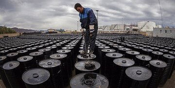 فروش ۴۵ هزار تن قیر در تالار صادراتی بورس کالا