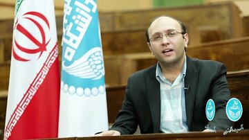 ارز و ماده اولیه ارزان، بیراهه حمایت از مصرف کننده/
عرضه خودرو و مسکن در بورس کالا به سود اقتصاد است