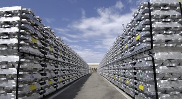 آلومینیوم خیال صعود ندارد