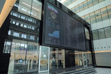 نگاه مثبت دولت به بازار سرمایه در لایحه بودجه ۱۴۰۱