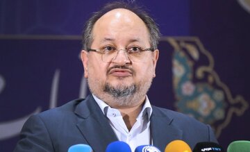 ابلاغیه به شرکت های وزارت کار برای عرضه محصولاتشان در بورس کالا