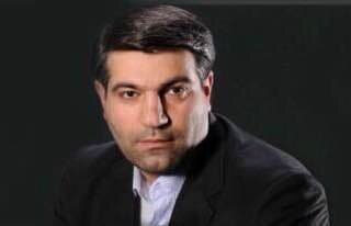 بورس کالا به انحصار خرید سیمان پایان داد/
تعداد مشتریان سیمان آبیک از ۲۰ نفر در بازار به ۶۰۰ نفر در بورس رسید 