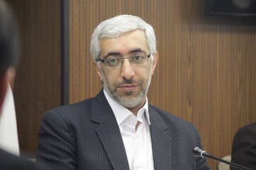 به دنبال افزایش معافیت مالیاتی شرکت‌های بورسی هستیم