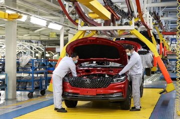 بازار خودروهای لوکس با ورود به بورس کالا شفاف می شود