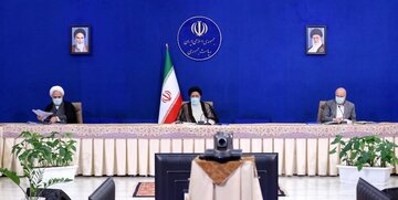 مسئولیت تنظیم بازار خودرو به وزارت صمت محول شد