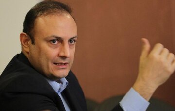 راه برون رفت از شرایط فعلی، عرضه خودرو در بورس کالا