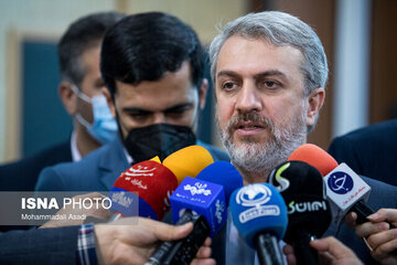 فروش خودروهای وارداتی هم باید شفاف باشد