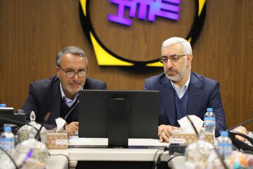 کل تولید کالاهای مهم و اساسی باید در بورس کالا عرضه شود/ رشد عرضه خودرو در بورس راهکار تعادل بازار