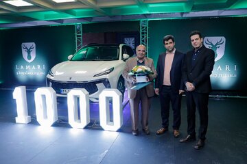 خودروهای بورسی، زیر قیمت بازار و سرموعد تحویل داده می‌شود