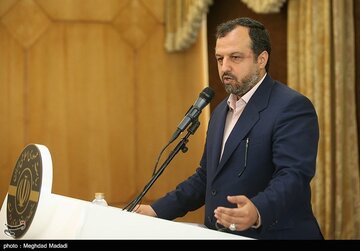 نقش ویژه بازار سرمایه در تحقق شعار سال/ پیش شرط بهره‌مندی از بورس، جلوگیری از تصمیمات دارای تاثیرات منفی است