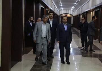 آیین افتتاح معاملات شمش طلا در بازارهای مالی و مشتقه بورس کالای ایران