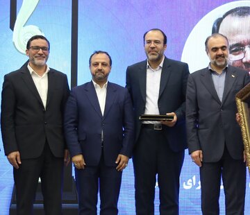 گزارش تصویری دومین همایش برترین های بورس کالا