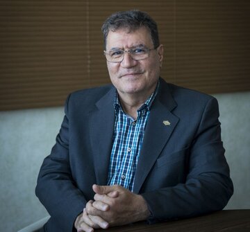 پیامد ناخوش نظام دستوری در اقتصاد ایران