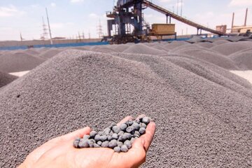 معامله ۹۰۰ هزار تن آهن اسفنجی در قالب قرارداد کشف پریمیوم