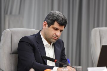 توجه به بازار سرمایه به عنوان نماد مشارکت مردم در تولید و اقتصاد لازمه تحقق شعار سال