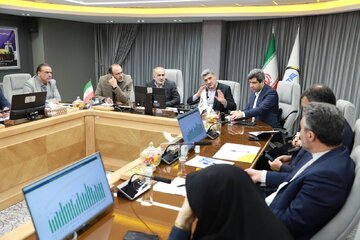 گزارش تصویری بازدید اعضای کمیسیون اقتصادی مجلس از بورس کالا