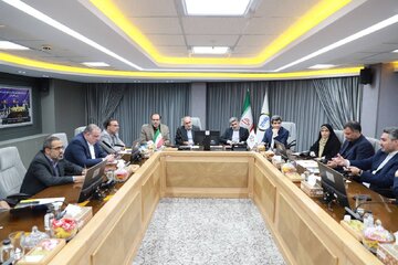 گزارش تصویری حضور اعضای کمیسیون اقتصادی مجلس و رئیس سازمان بورس در بورس کالا