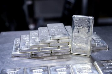 تحلیلی بر بازار جهانی نقره؛ نقره در مسیر شکست رکورد ۱۴ ساله