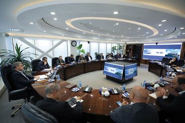 پذیرش ۵ مدل خودروی وارداتی در بورس کالا