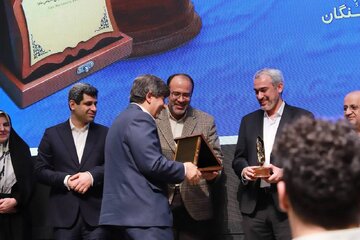 نگاهی به برترین‌های بورس کالا از لنز دوربین-۱